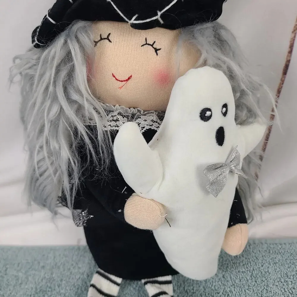 Spooky‎ Witch and Ghost Decor Figure 24
